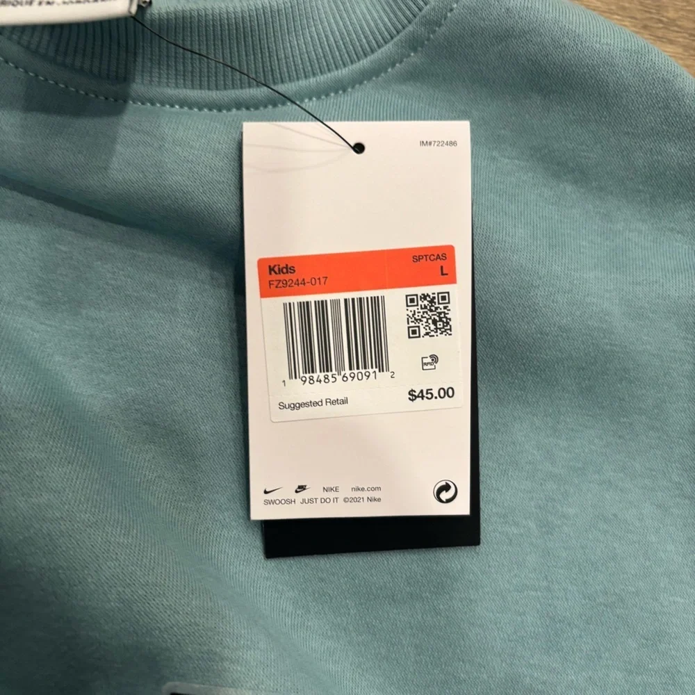 NWT Nike Sportswear Club Fleece Boxy Crewneck Sweatshirt Cannon Mint Green Large